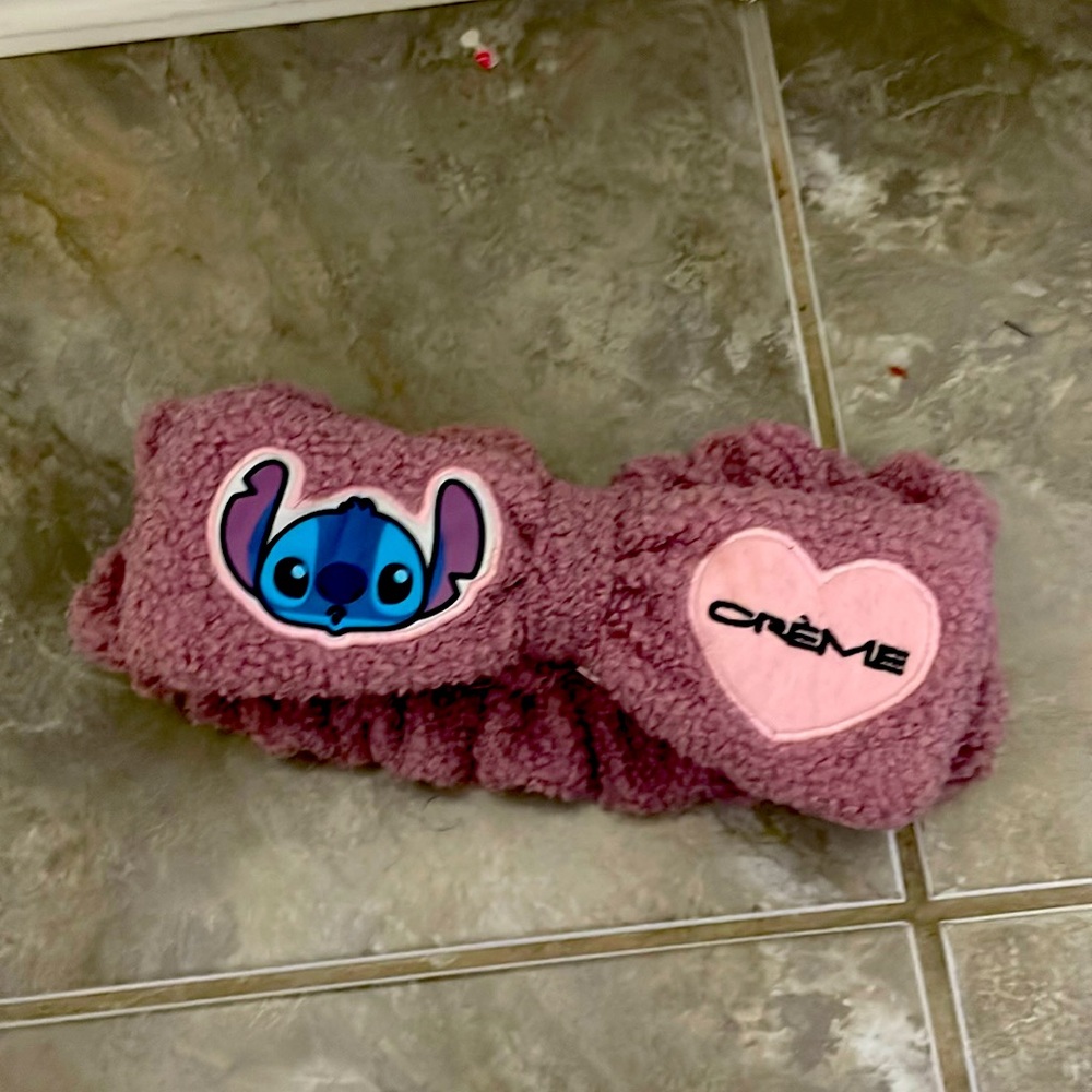A skincare, headband, stitch